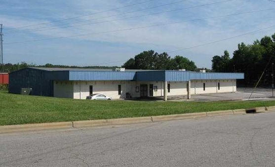 1248 Coble Blvd, Henderson, NC for sale - Primary Photo - Image 1 of 6