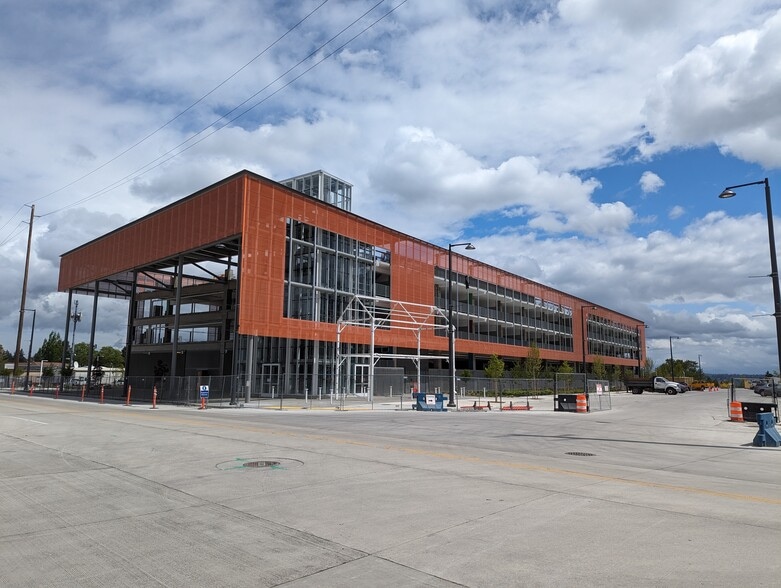 24426 Pacific Hwy S, Kent, WA for sale - Primary Photo - Image 2 of 5