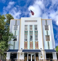 Cavalier & Henrosa Hotels - Pub