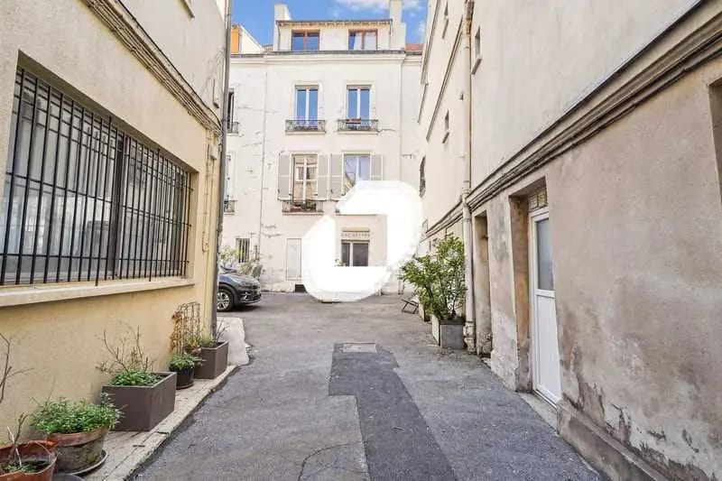 Office in Paris for sale - Building Photo - Image 1 of 16