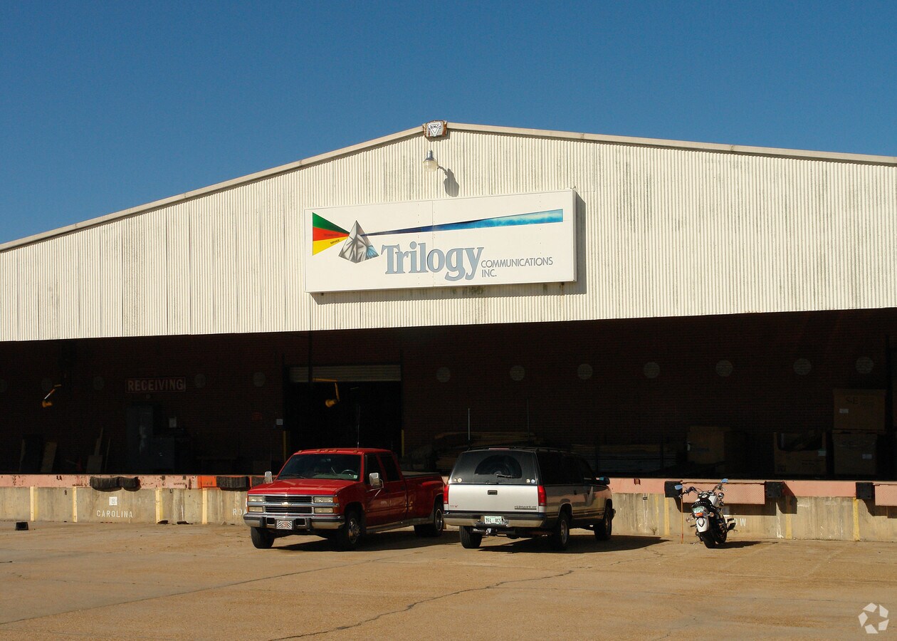 2910 Highway 80 E, Pearl, MS 39208