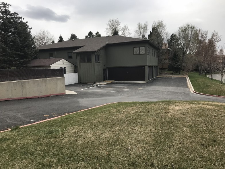 9075 S Riverside Dr, Sandy, UT for sale - Building Photo - Image 3 of 14