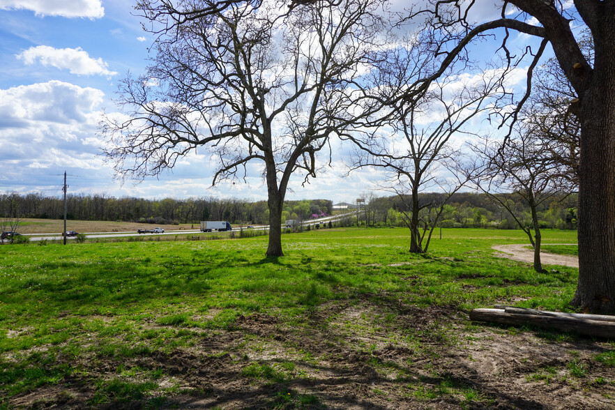 18626 County Road 1000, Saint James, MO for sale - Primary Photo - Image 1 of 20