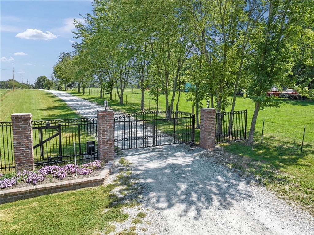 Whispering Oaks Dr, Springdale, AR 72765