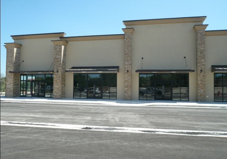 2019 Del Mar Blvd, Laredo, TX for sale Primary Photo- Image 1 of 1