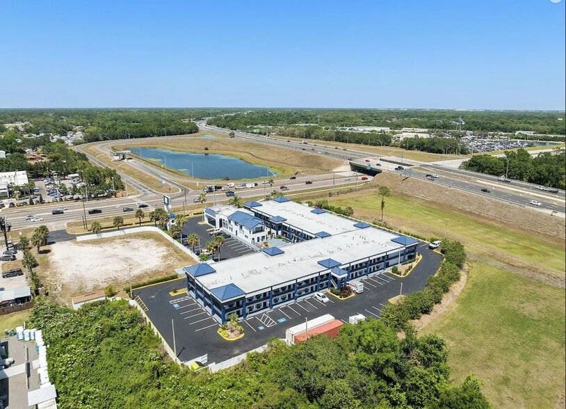 8750 E Colonial Dr, Orlando, FL for sale - Building Photo - Image 1 of 14