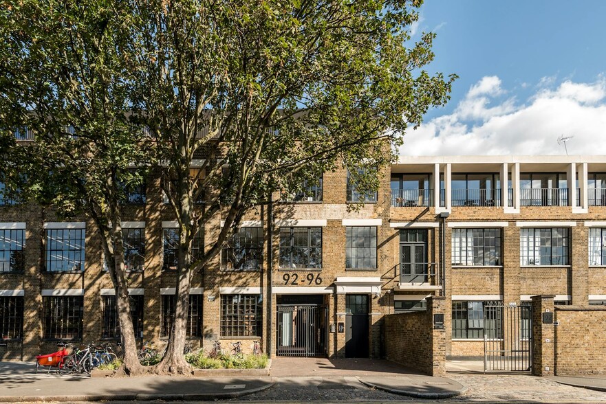 94 De Beauvoir Rd, London for lease - Building Photo - Image 1 of 6