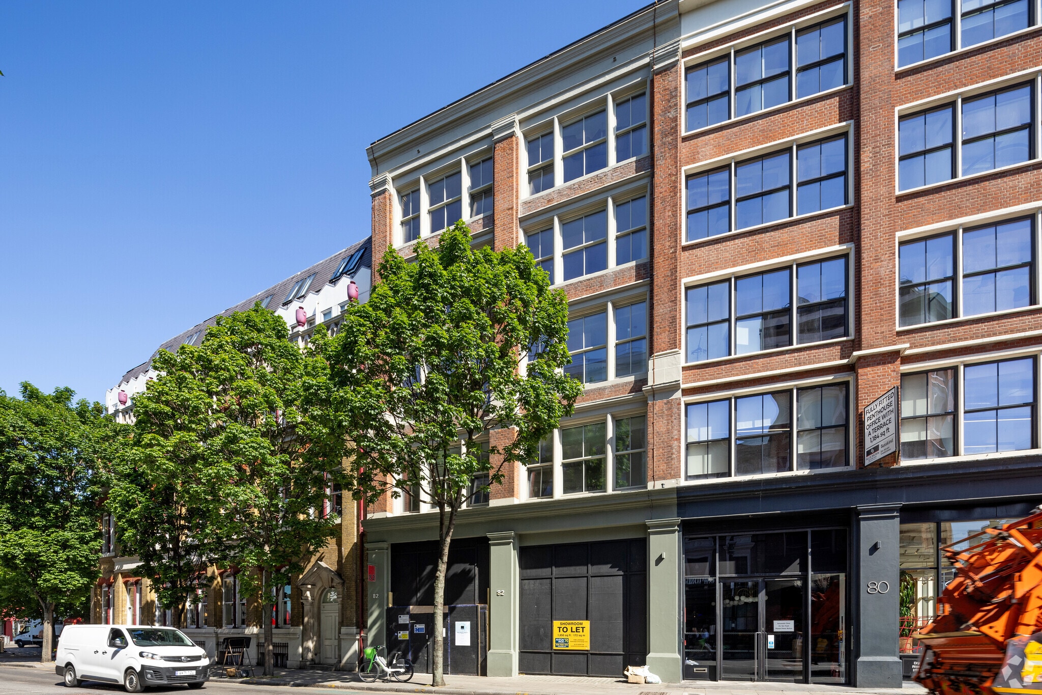 82 Clerkenwell Rd, London for lease Primary Photo- Image 1 of 3