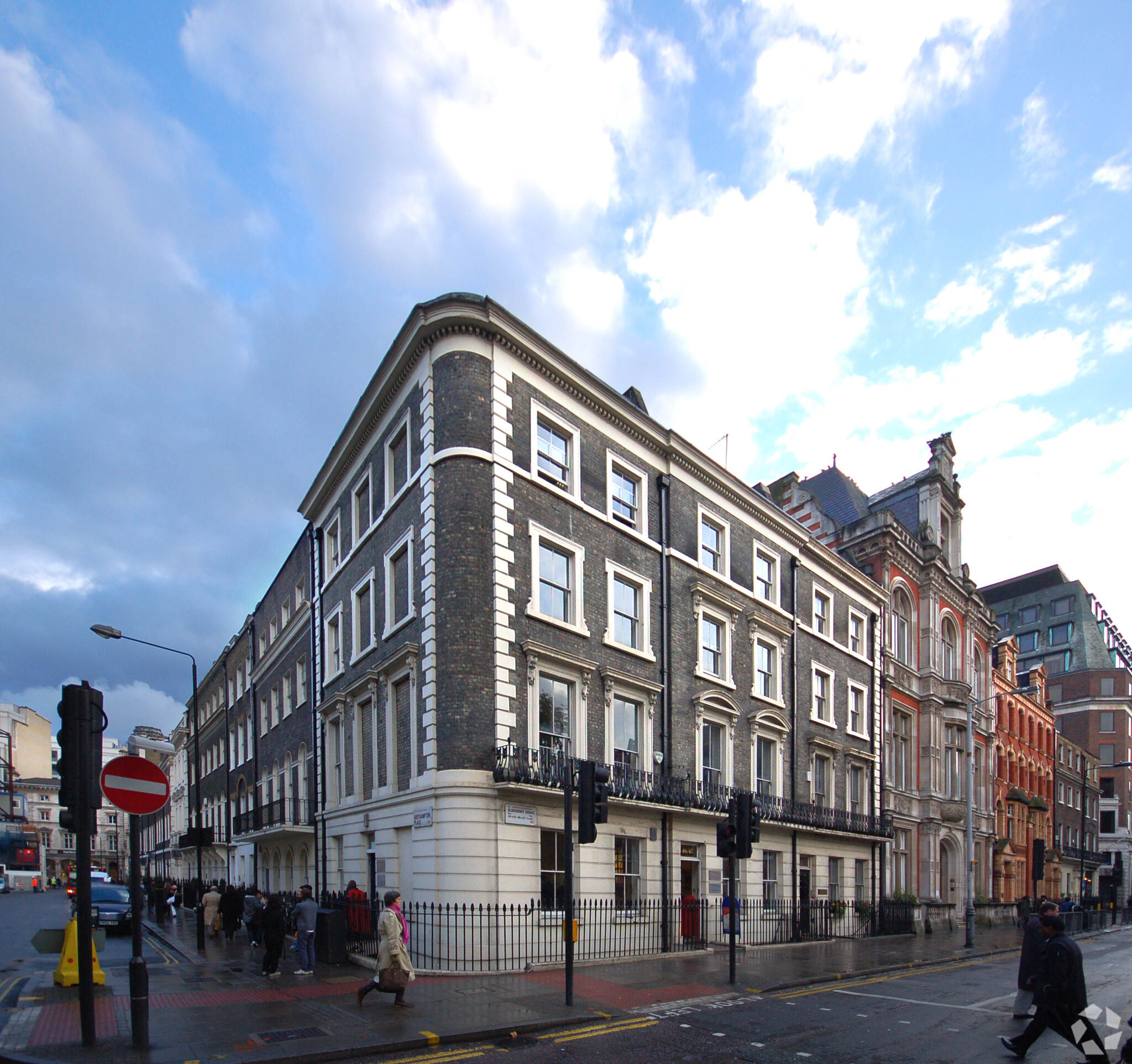 46-47 Bloomsbury Sq, London for lease Primary Photo- Image 1 of 4