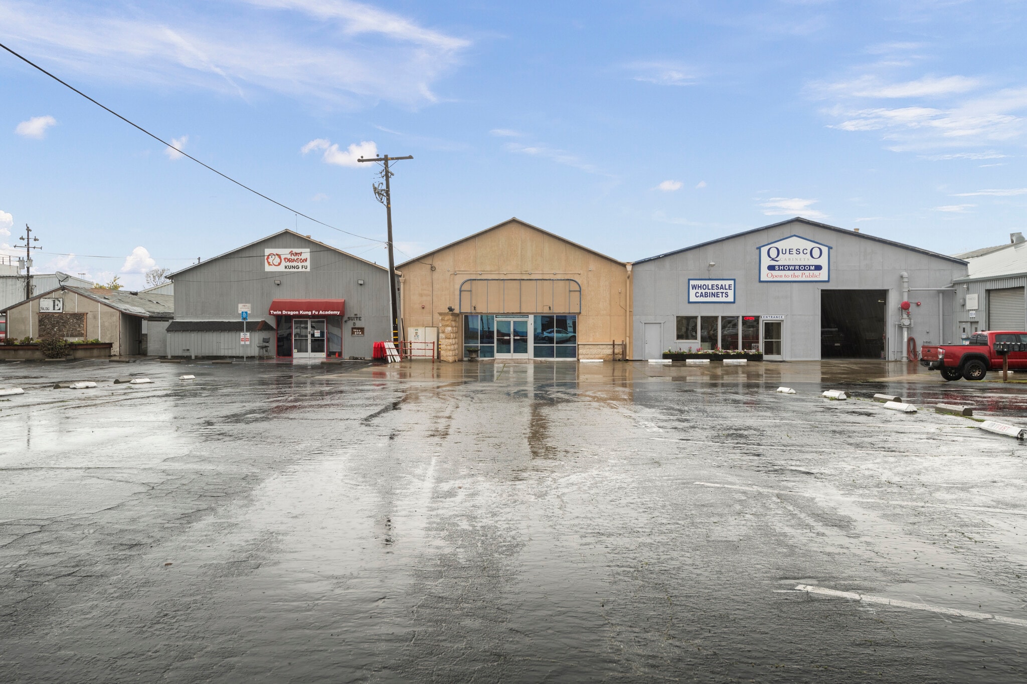 642 Quarry Rd, San Carlos, CA for lease Building Photo- Image 1 of 13