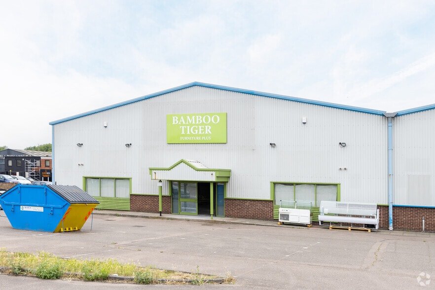 4A-4C Simmonds Rd, Canterbury for lease - Building Photo - Image 3 of 6