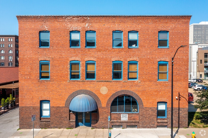 108 3rd St, Des Moines, IA for lease - Building Photo - Image 3 of 12