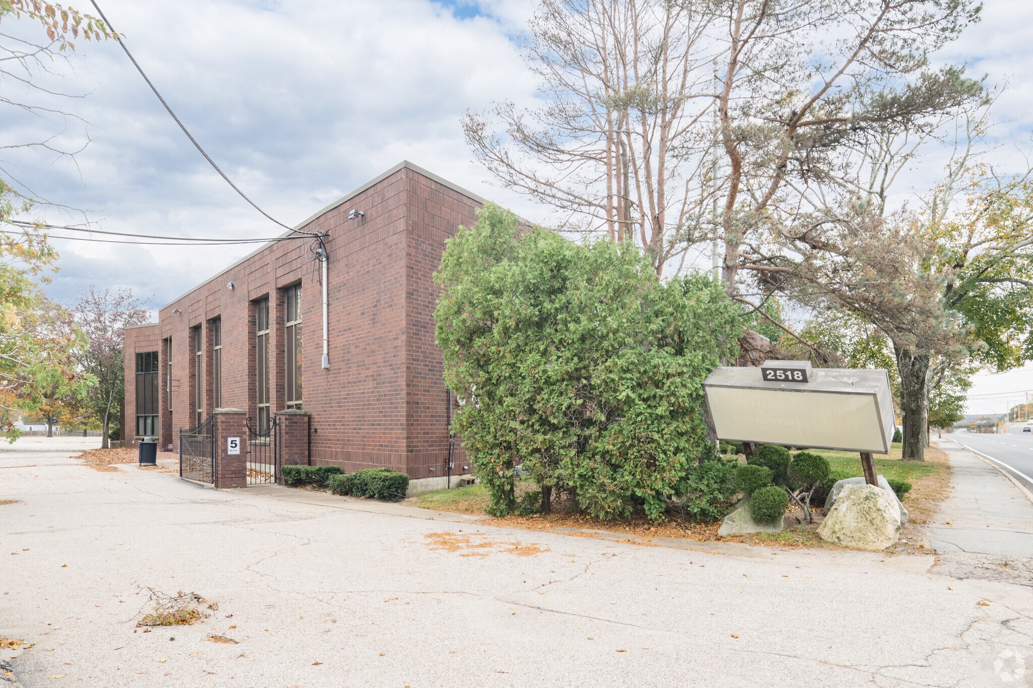 2518 Post Rd, Warwick, RI for sale Building Photo- Image 1 of 1