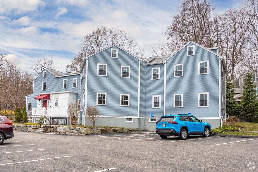 17 Canton Ave, Milton, MA for sale - Building Photo - Image 3 of 17