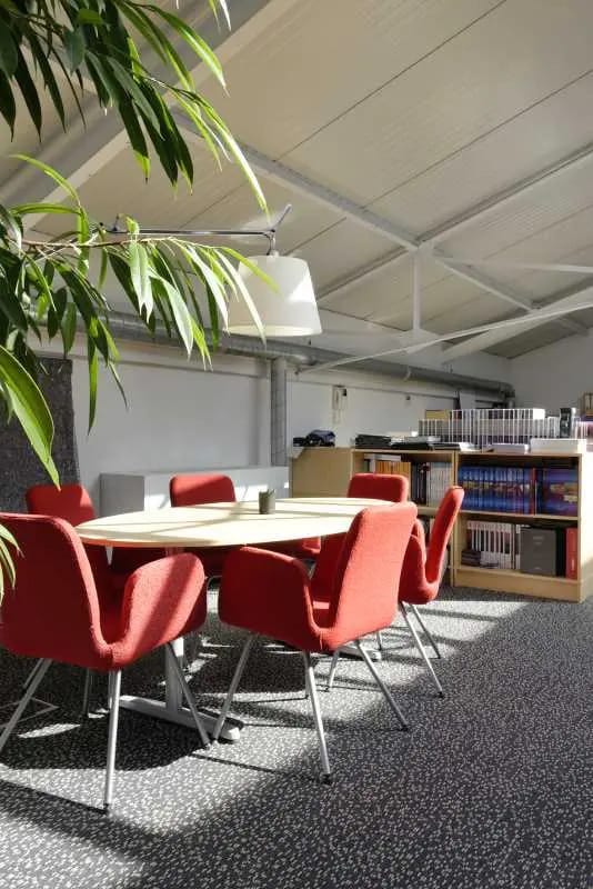 57 Rue Pierre Brossolette, Courbevoie for lease Building Photo- Image 1 of 6