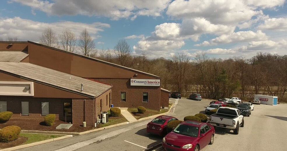 835-845 Sussex Blvd, Broomall, PA for lease - Commercial Listing Video - Image 2 of 7