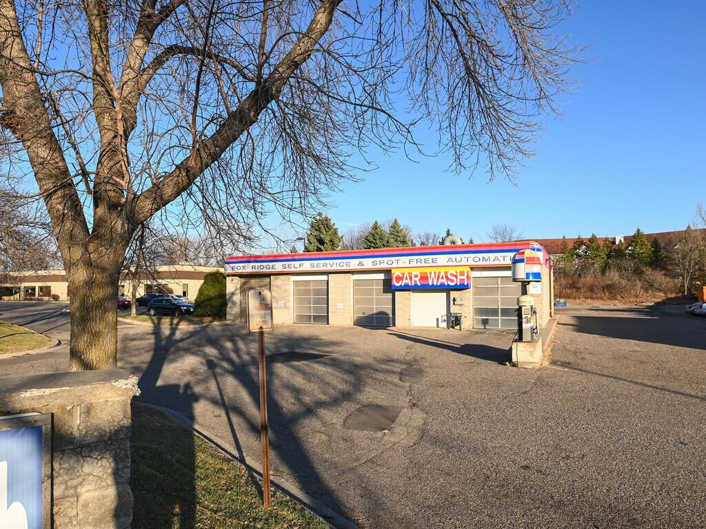 3380 Coachman Rd, Eagan, MN 55121 Specialty for Sale