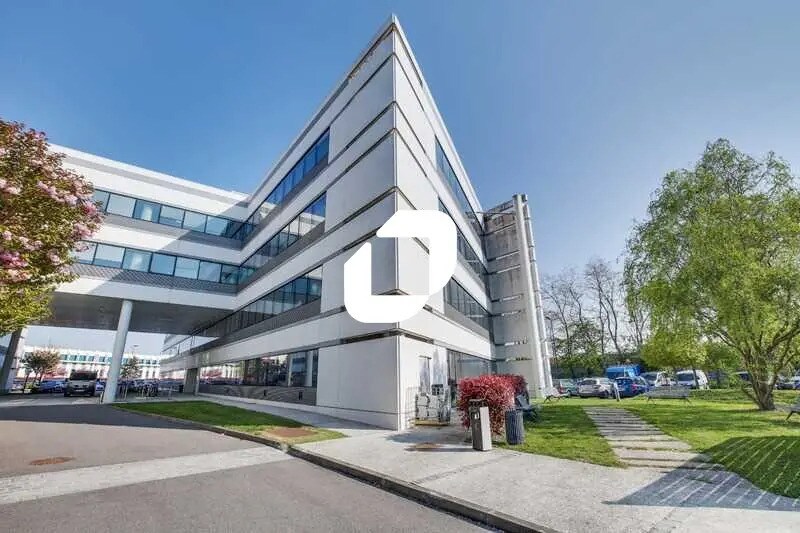 101-102 Rue Du Pelvoux, Évry-Courcouronnes for lease Building Photo- Image 1 of 15