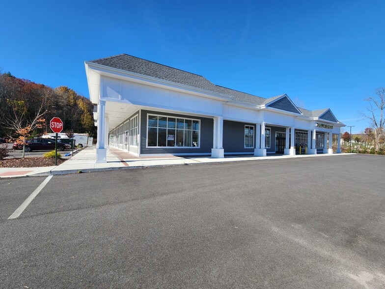 470 Federal -1, Brookfield, CT for sale - Building Photo - Image 1 of 1