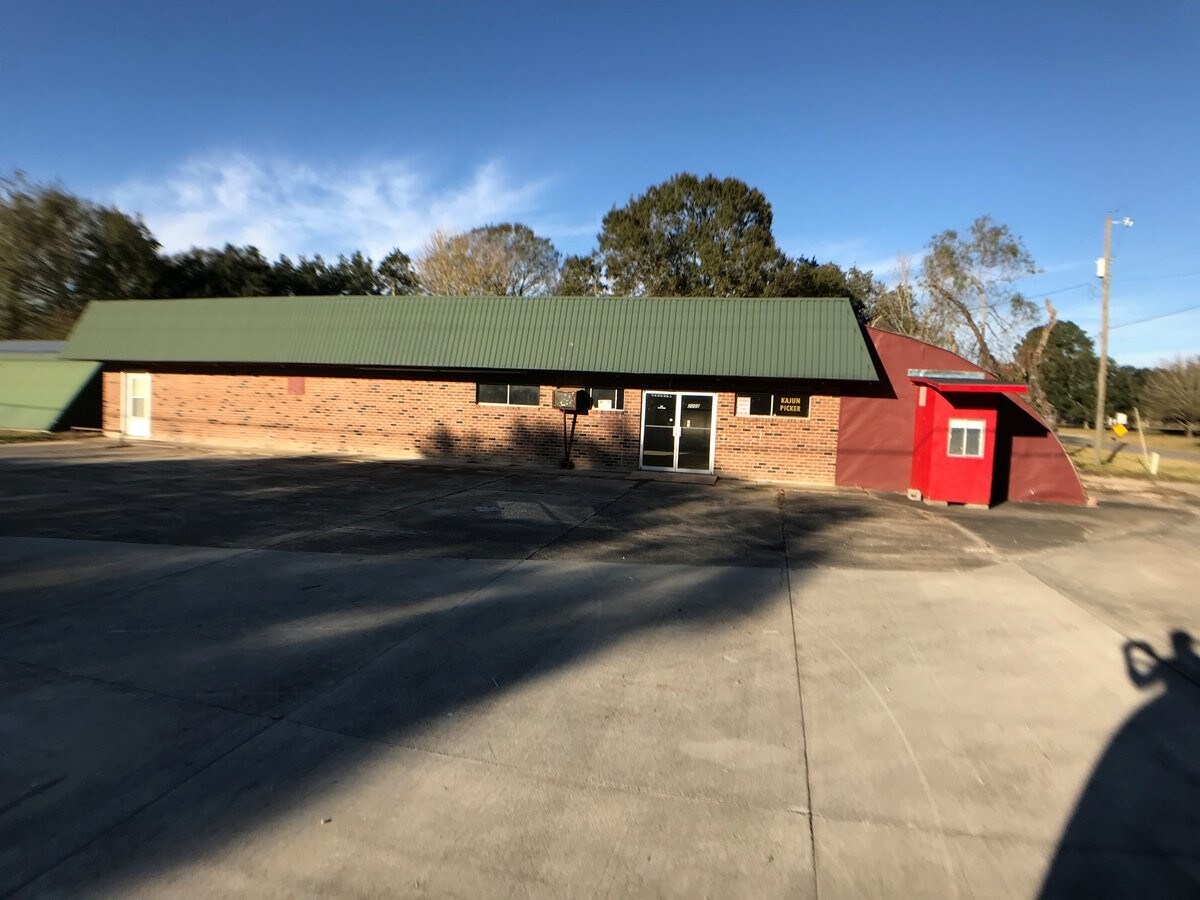 2005 Sugar Mill Rd, New Iberia, LA 70563