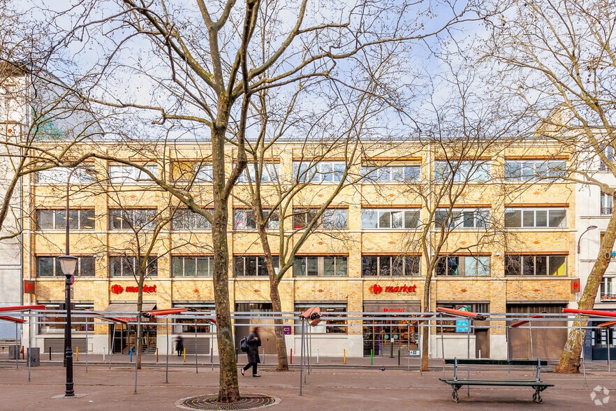 Coworking Space in Paris for lease - Primary Photo - Image 1 of 3