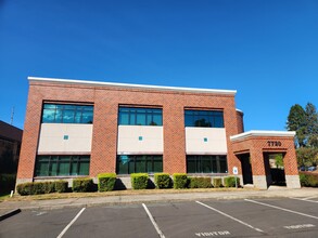 7720 NE Vancouver Mall Dr, Vancouver, WA for lease Building Photo- Image 1 of 4