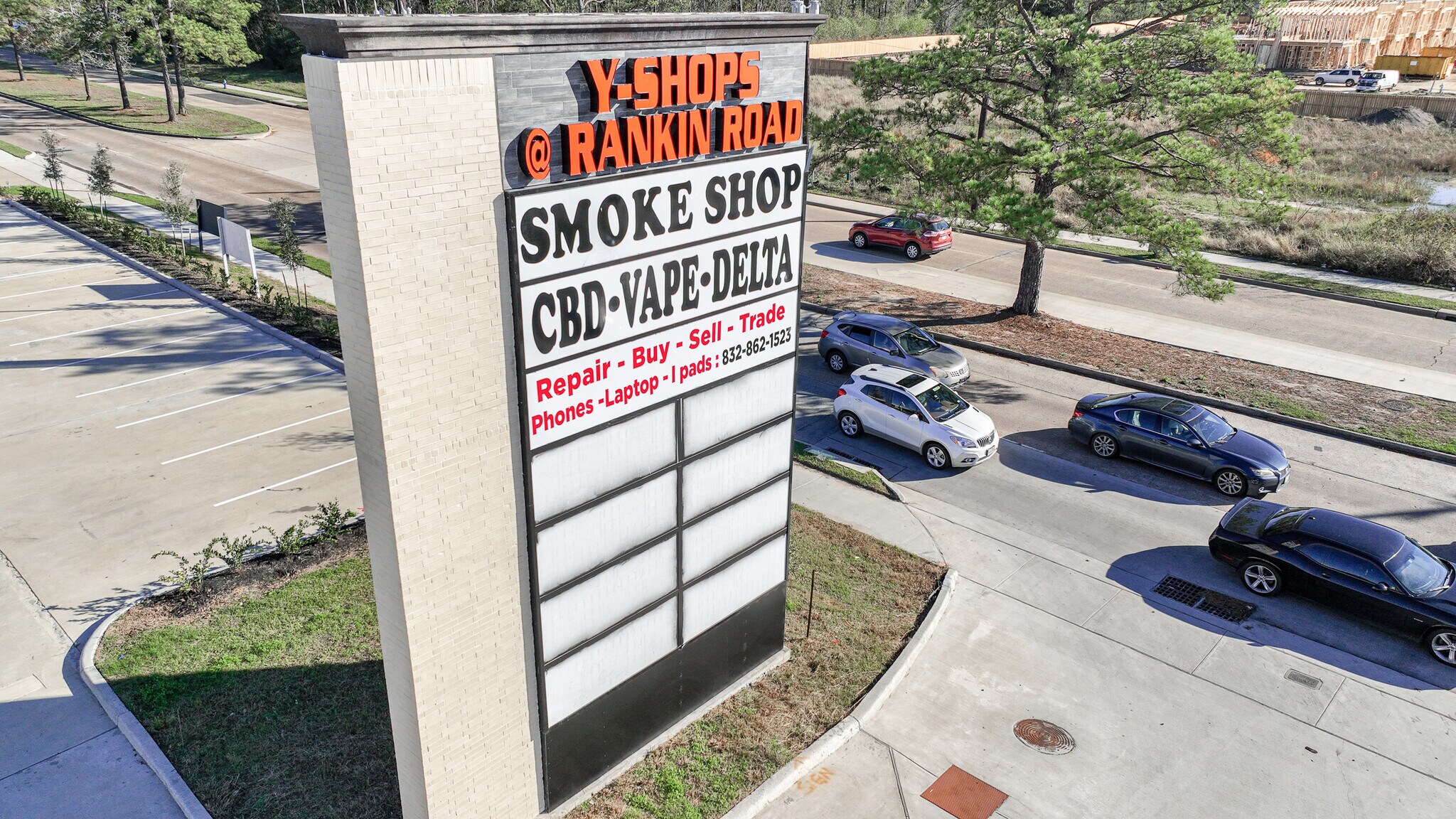 650 W Rankin Rd, Houston, TX 77067 Retail for Lease