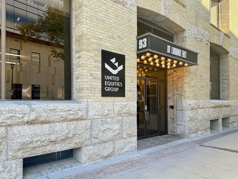 93 Lombard Av, Winnipeg, MB for lease - Building Photo - Image 2 of 13