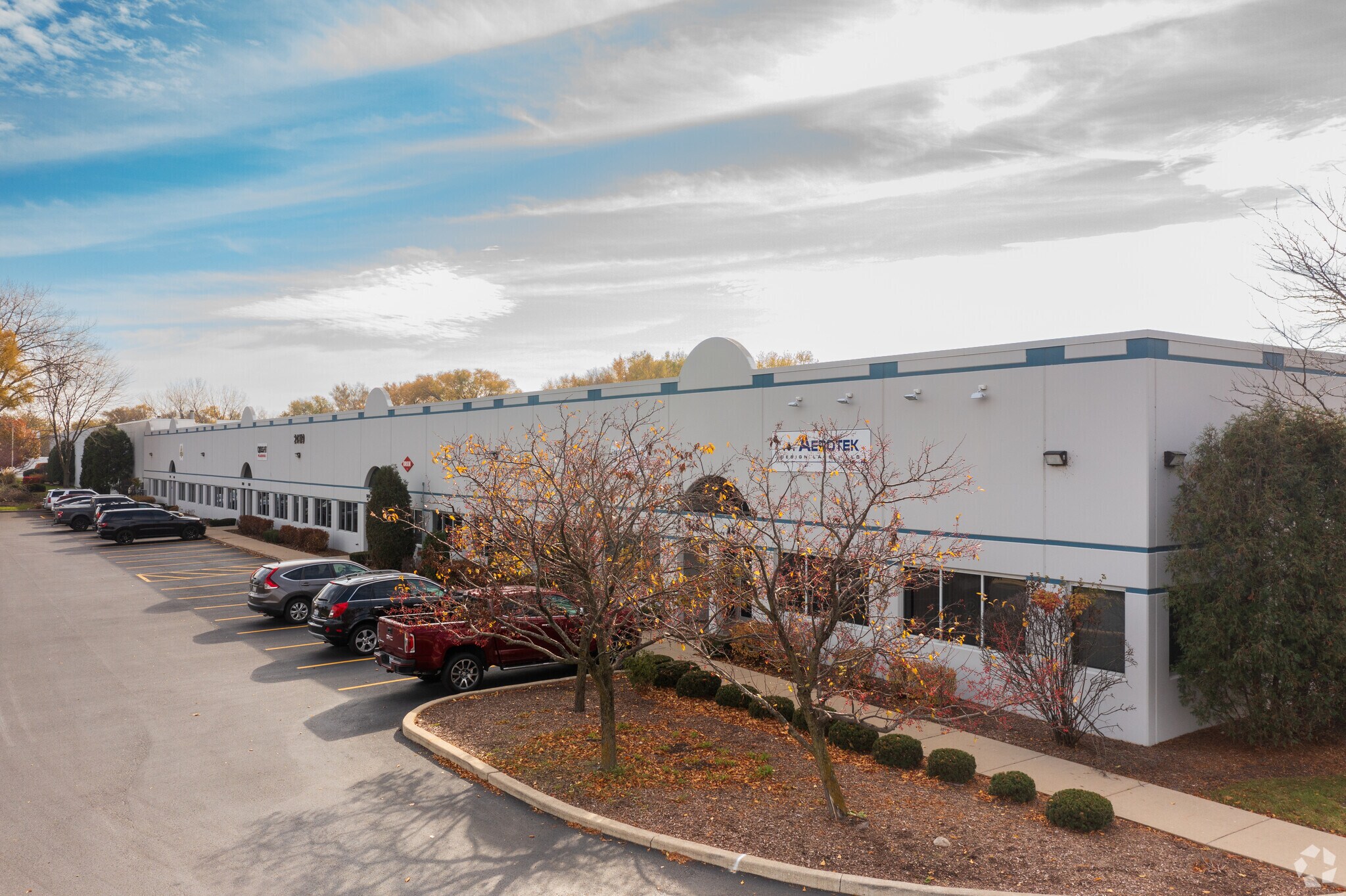 24119-24147 W Riverwalk Ct, Plainfield, IL for lease Building Photo- Image 1 of 7