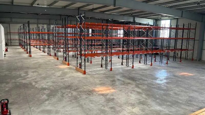 Industrial in Noyal-Châtillon-sur-Seiche for lease - Building Photo - Image 1 of 31