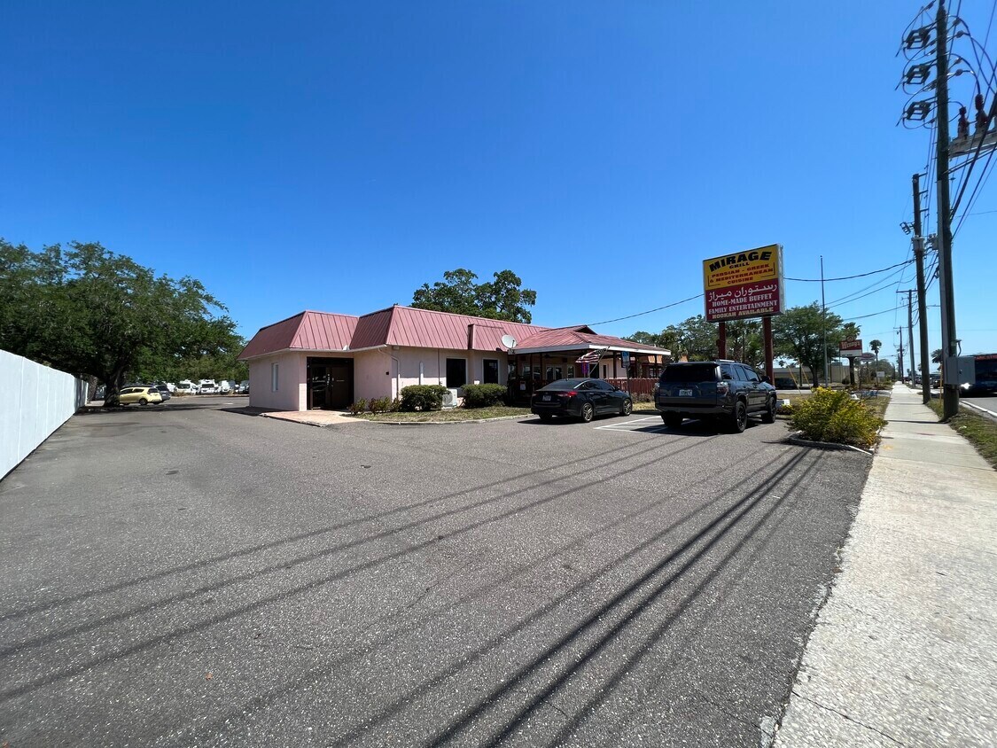 2284 Gulf To Bay Blvd, Clearwater, FL for sale Building Photo- Image 1 of 10