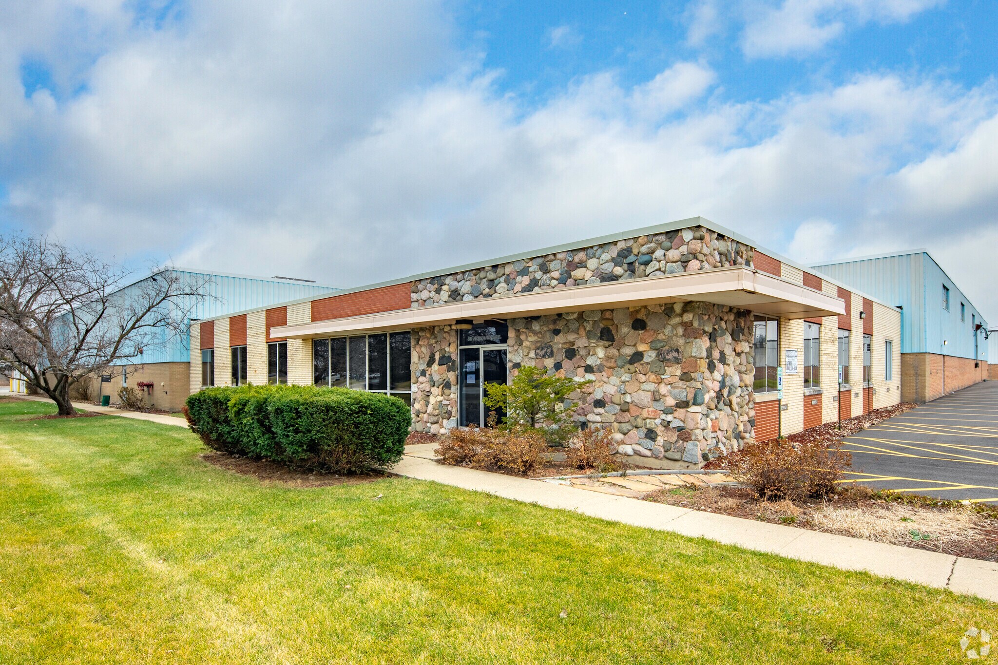 55 E Howard Ave, Des Plaines, IL for sale Building Photo- Image 1 of 1