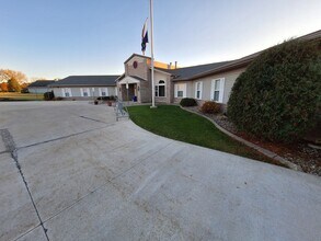 2500 Bel Meadow Dr, Green Bay, WI for lease Interior Photo- Image 2 of 3