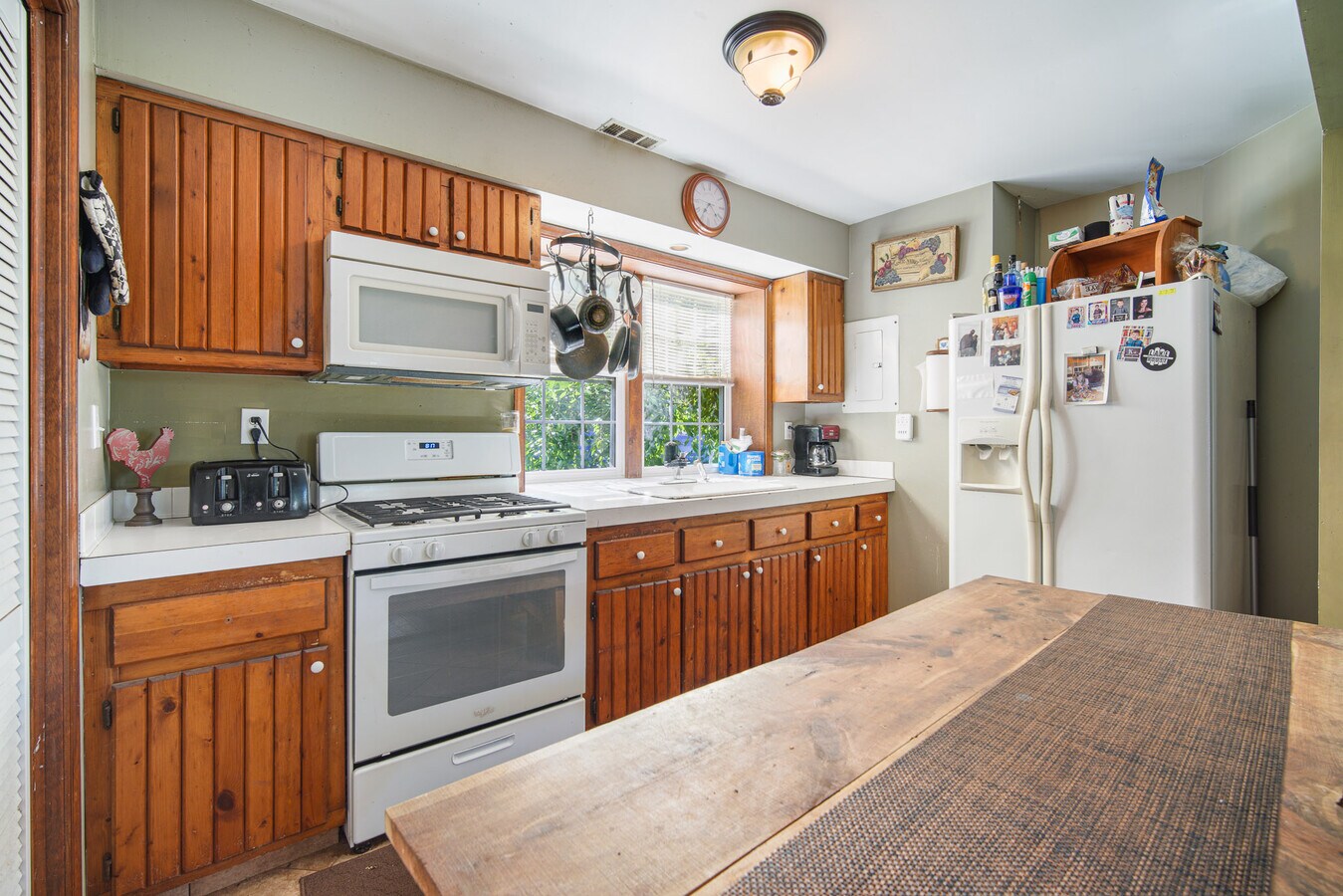 409 Great Creek Rd, Galloway, NJ 08205