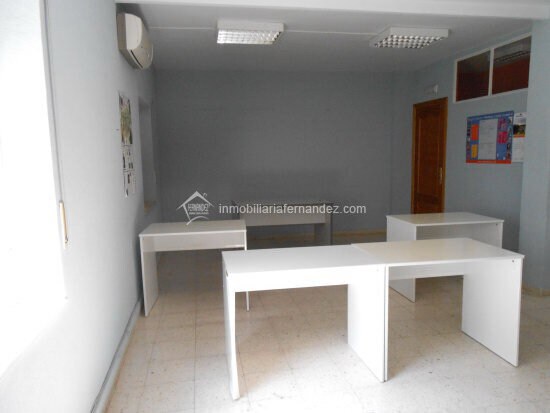 Office in Cáceres, Cáceres for sale - Building Photo - Image 3 of 21