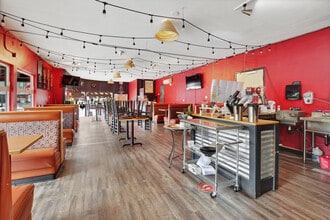 5003 N Lombard St, Portland, OR for sale Interior Photo- Image 2 of 14