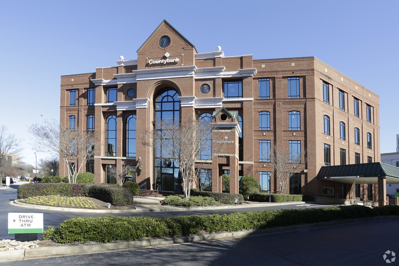 201 W McBee Ave, Greenville, SC 29601 The County Bank