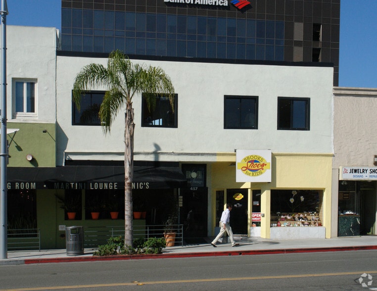 449-451 N Canon Dr, Beverly Hills, CA for lease - Primary Photo - Image 1 of 6