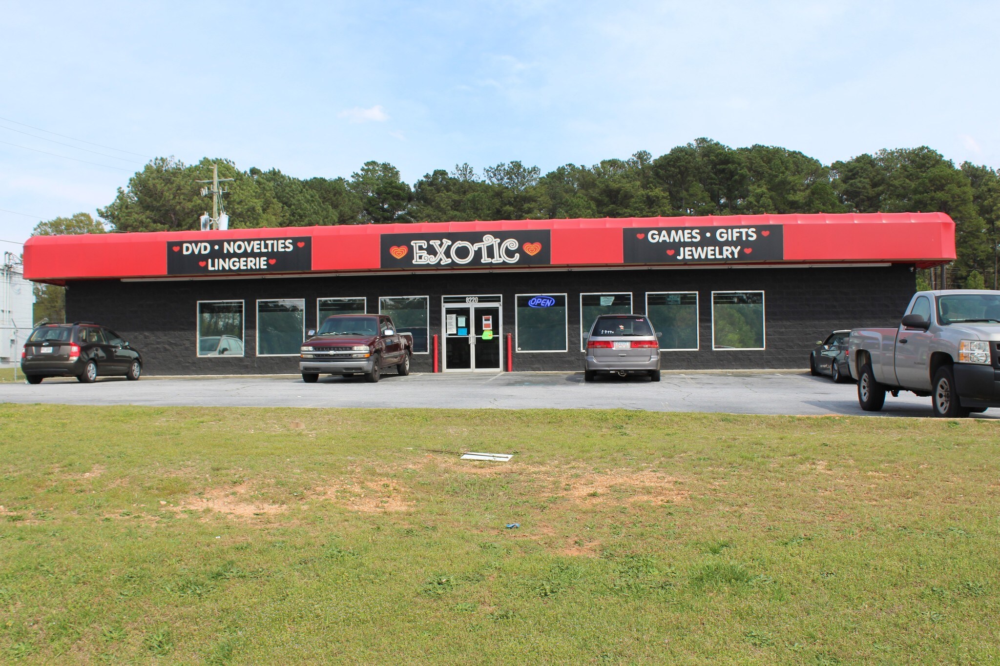 8220 Tara Blvd, Jonesboro, GA for sale Building Photo- Image 1 of 1