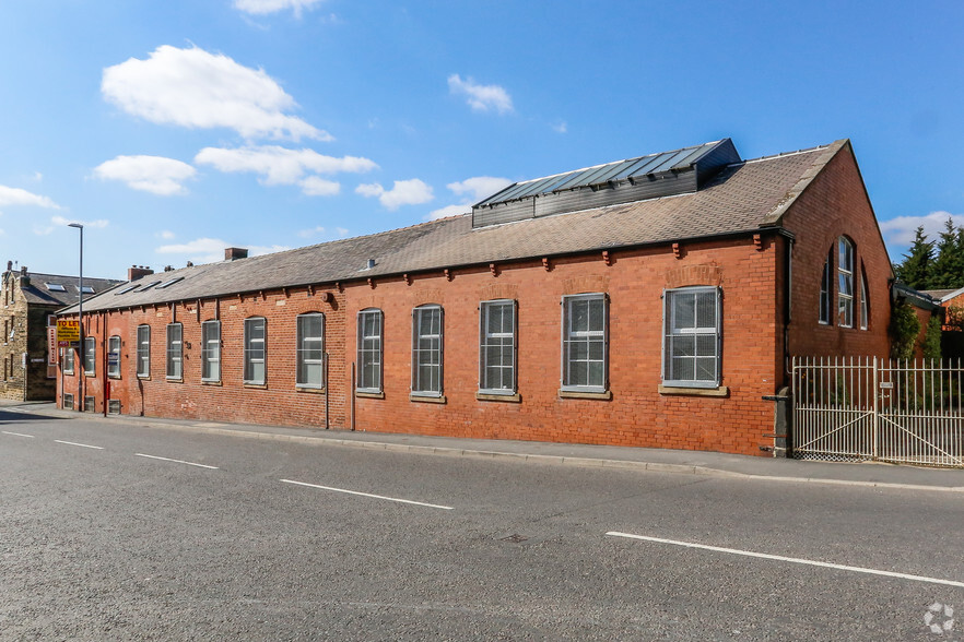 Mill Ln, Leeds for lease - Building Photo - Image 3 of 4