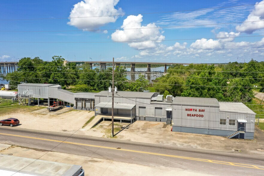 9419 Central Ave, Diberville, MS 39540