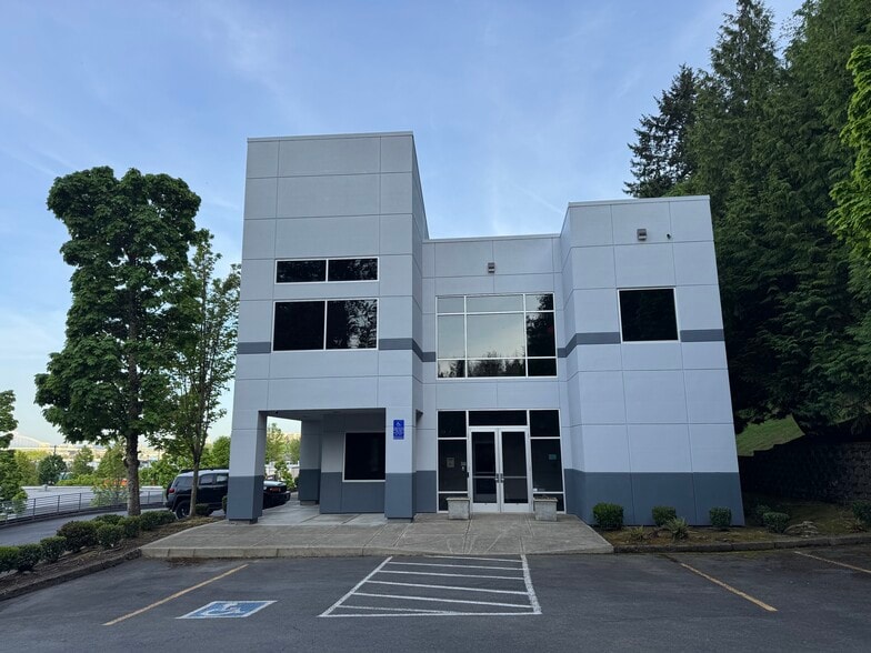 3077 NW St Helens Rd, Portland, OR for lease - Building Photo - Image 1 of 9