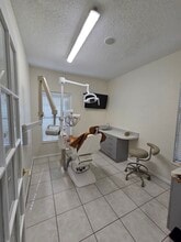 1250 S Federal Hwy, Boynton Beach, FL for lease Interior Photo- Image 1 of 8