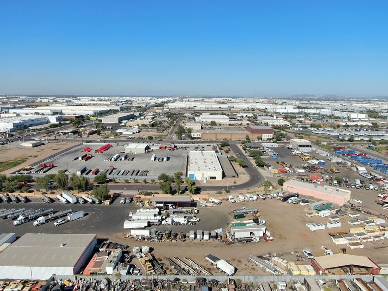 2836 S 49th Ave, Phoenix, AZ for lease - Building Photo - Image 2 of 4