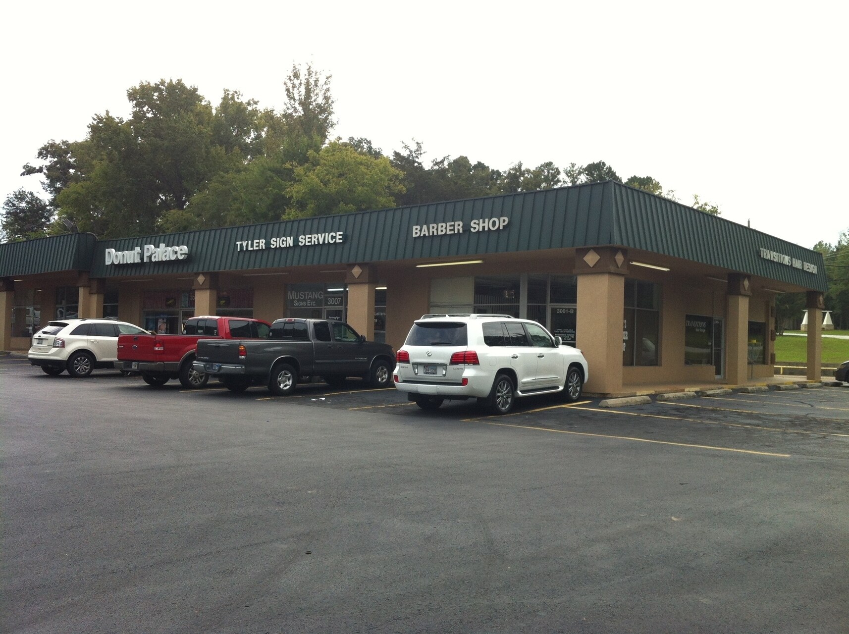 3001-3015 E 5th St, Tyler, TX for sale Primary Photo- Image 1 of 1