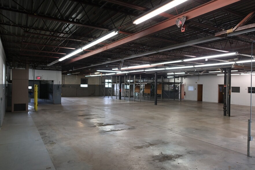2204-2230 Erie Blvd, Syracuse, NY for lease - Building Photo - Image 3 of 11