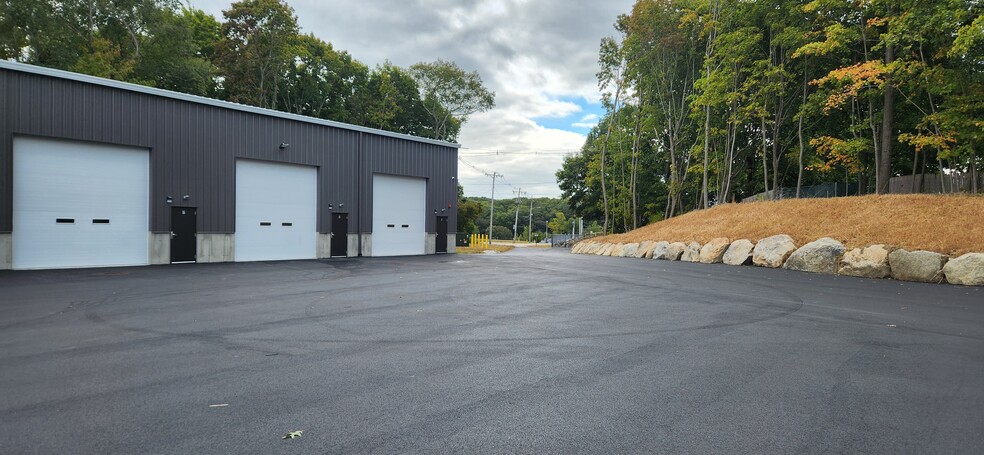 282 Pulaski St, Coventry, RI for lease - Building Photo - Image 3 of 10