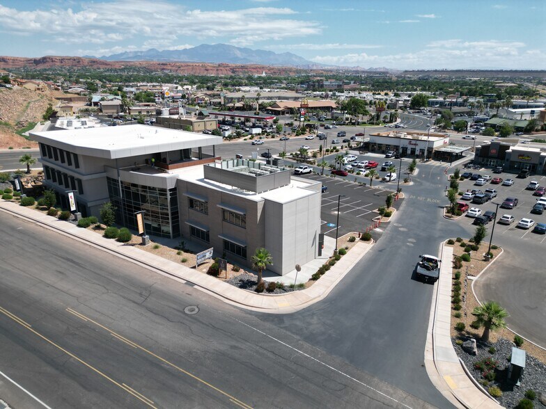 Blackridge & Bluff St, Saint George, UT for sale - Building Photo - Image 1 of 1