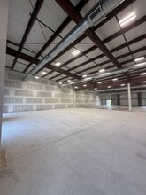 850 Division Rd, Windsor, ON for lease Interior Photo- Image 2 of 2