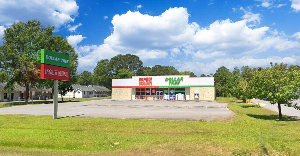 525 N Main St, Rich Square, NC for lease - Primary Photo - Image 1 of 3